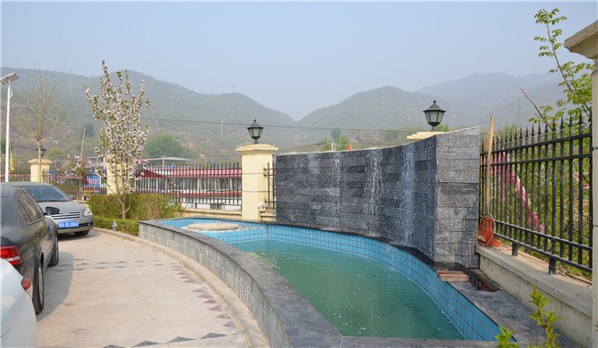 天津蓟县盘山丰泽山庄三楼中式家庭房