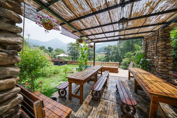 北京住宿 怀柔区住宿 响水湖长城花汀树长城山景大床房  此房型有2套