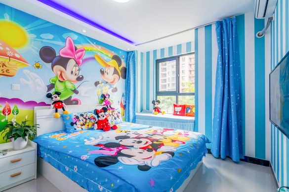 米奇主题家庭亲子套房,近迪士尼